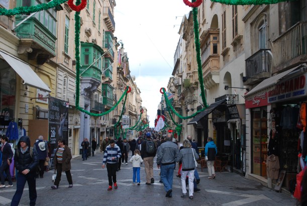 Walking down the main walkway, Triq Ir-Repubblika (Republic Street)