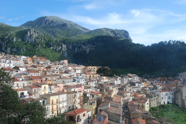 Saro then took us on a drive through the Medonie Mountain Range.  The whole drive was spectacular!  This little mountain town was so beautiful in the afternoon sun.