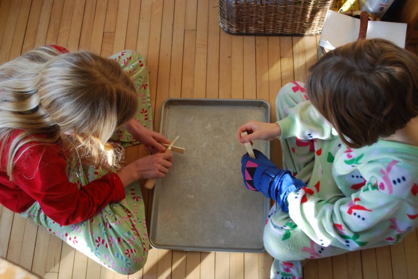 Sylvia started a whittling class at the Vesterheim.  She loved it!  Lily got a whittling set for Christmas so here Sylvia is showing Lily a few things she learned.
